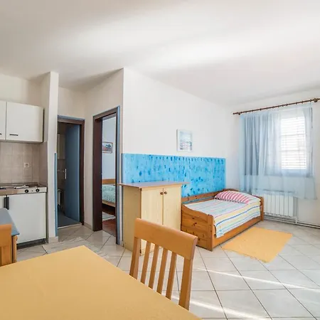 Devescovi Apartment *
